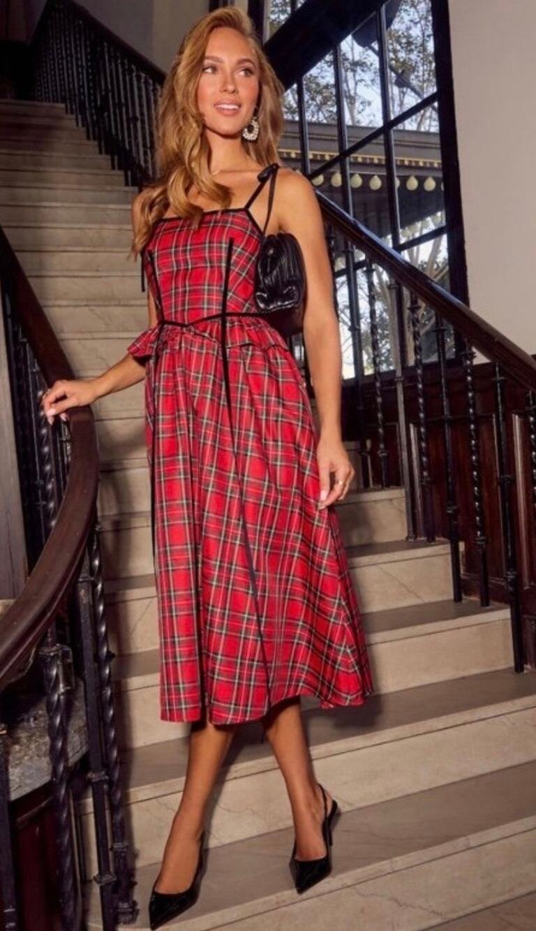 VICI NWT Vestique Red and Black Plaid Midi Dress in Size S.